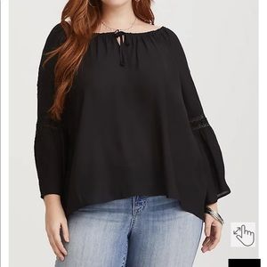 2/$25 💜 Torrid - BLACK SEMI-SHEER BELL CREPE BLOUSE - size 0